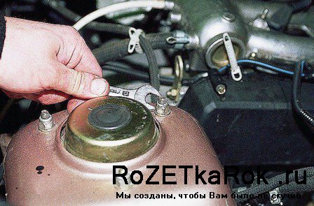 Замена передней амортизационной стойки ВАЗ 2110-11-12